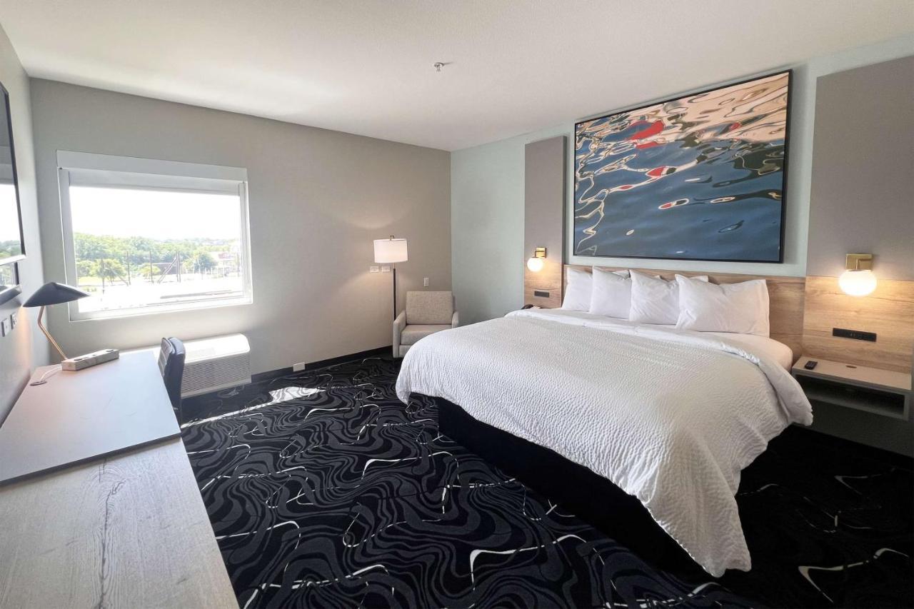 ホテル The Elm, A Ramada By Wyndham Little Elm エクステリア 写真