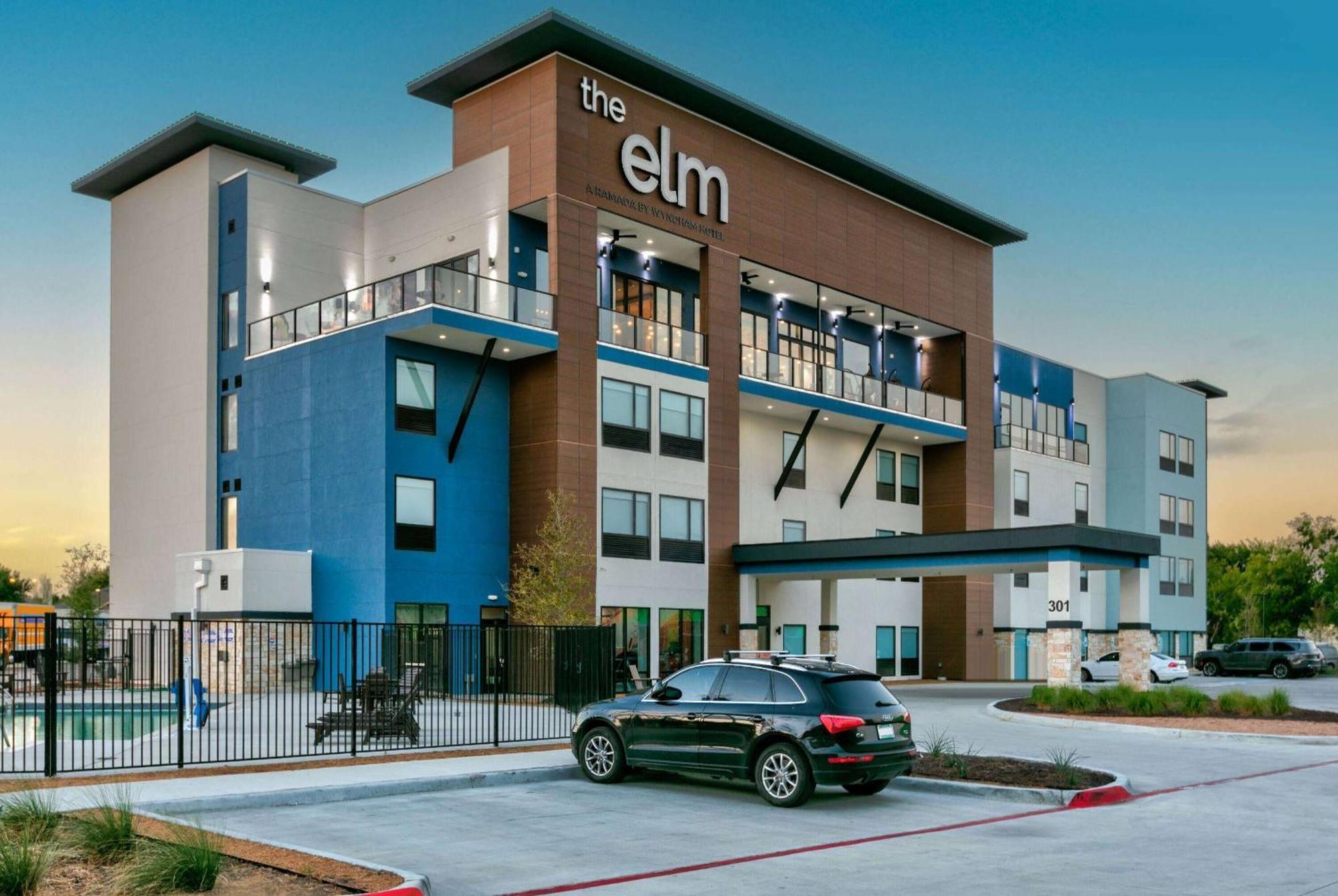 ホテル The Elm, A Ramada By Wyndham Little Elm エクステリア 写真