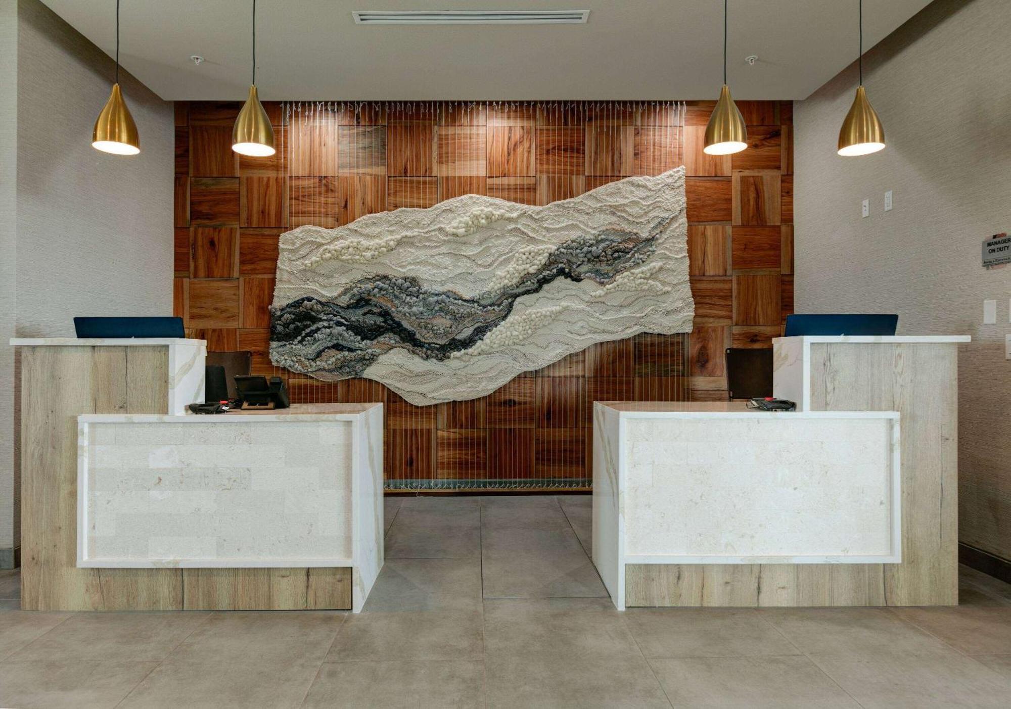 ホテル The Elm, A Ramada By Wyndham Little Elm エクステリア 写真