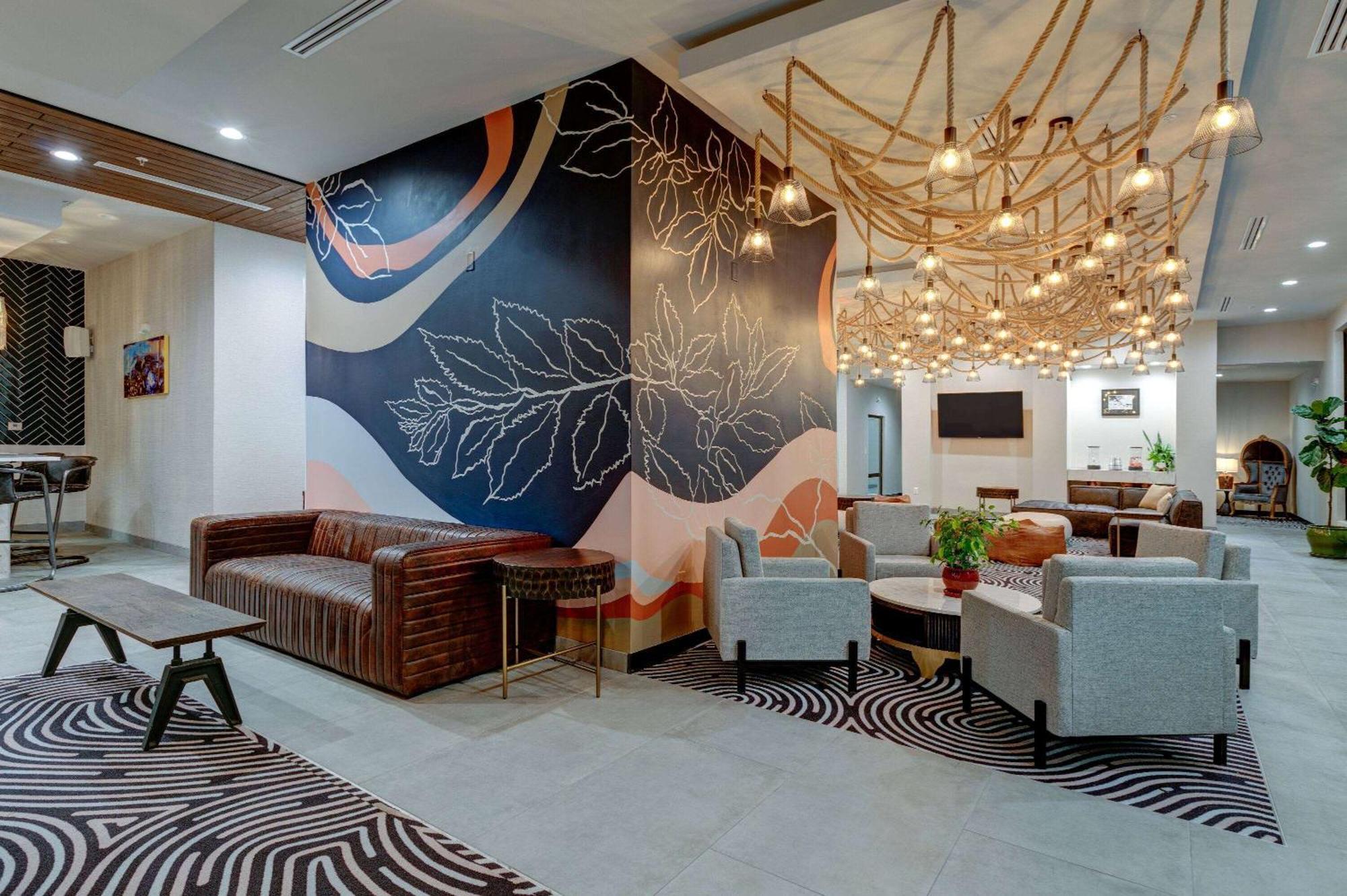 ホテル The Elm, A Ramada By Wyndham Little Elm エクステリア 写真